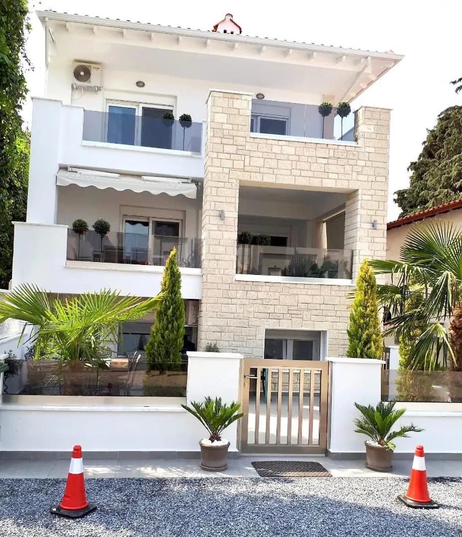 Apartment Marko'S Place Hanioti Greece